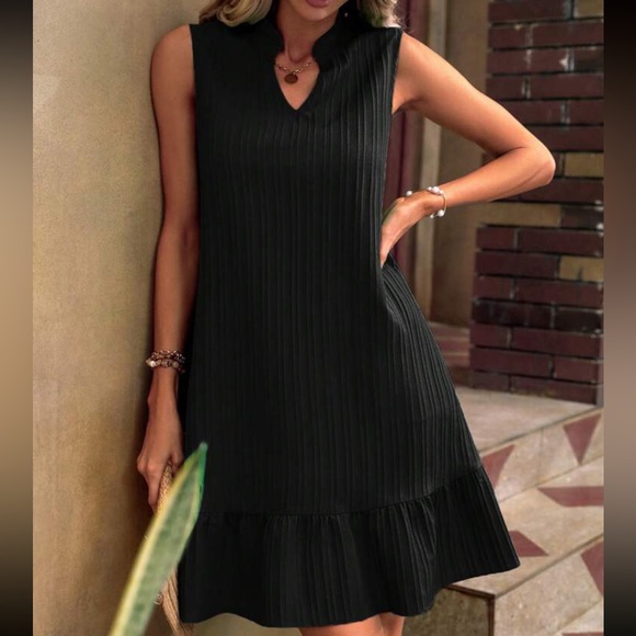 Black Notched Neck Ruffle Hem Smock Dress - Picture 12 of 12